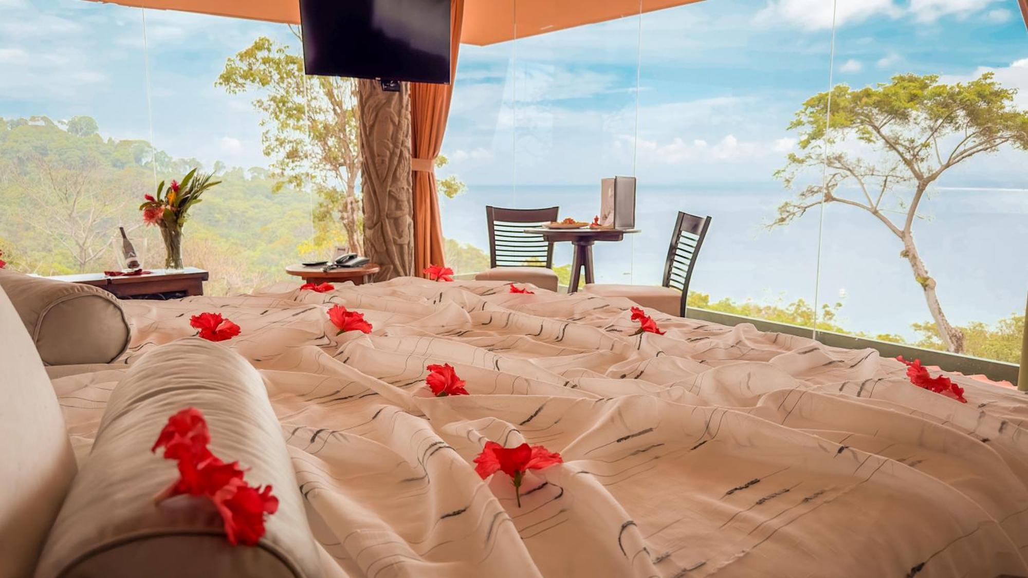 Issimo Suites (Adults Only) Manuel Antonio Luaran gambar