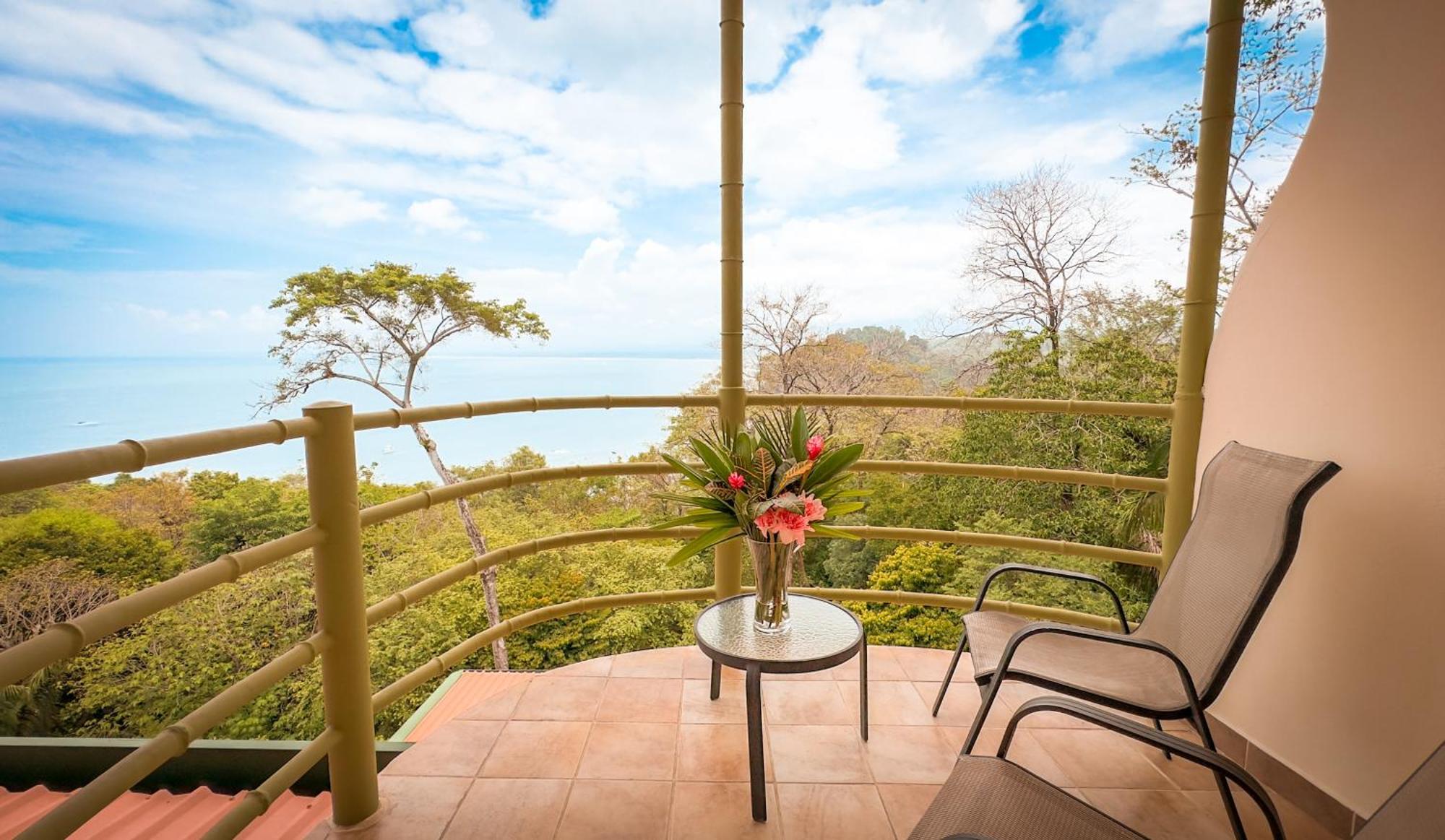 Issimo Suites (Adults Only) Manuel Antonio Luaran gambar