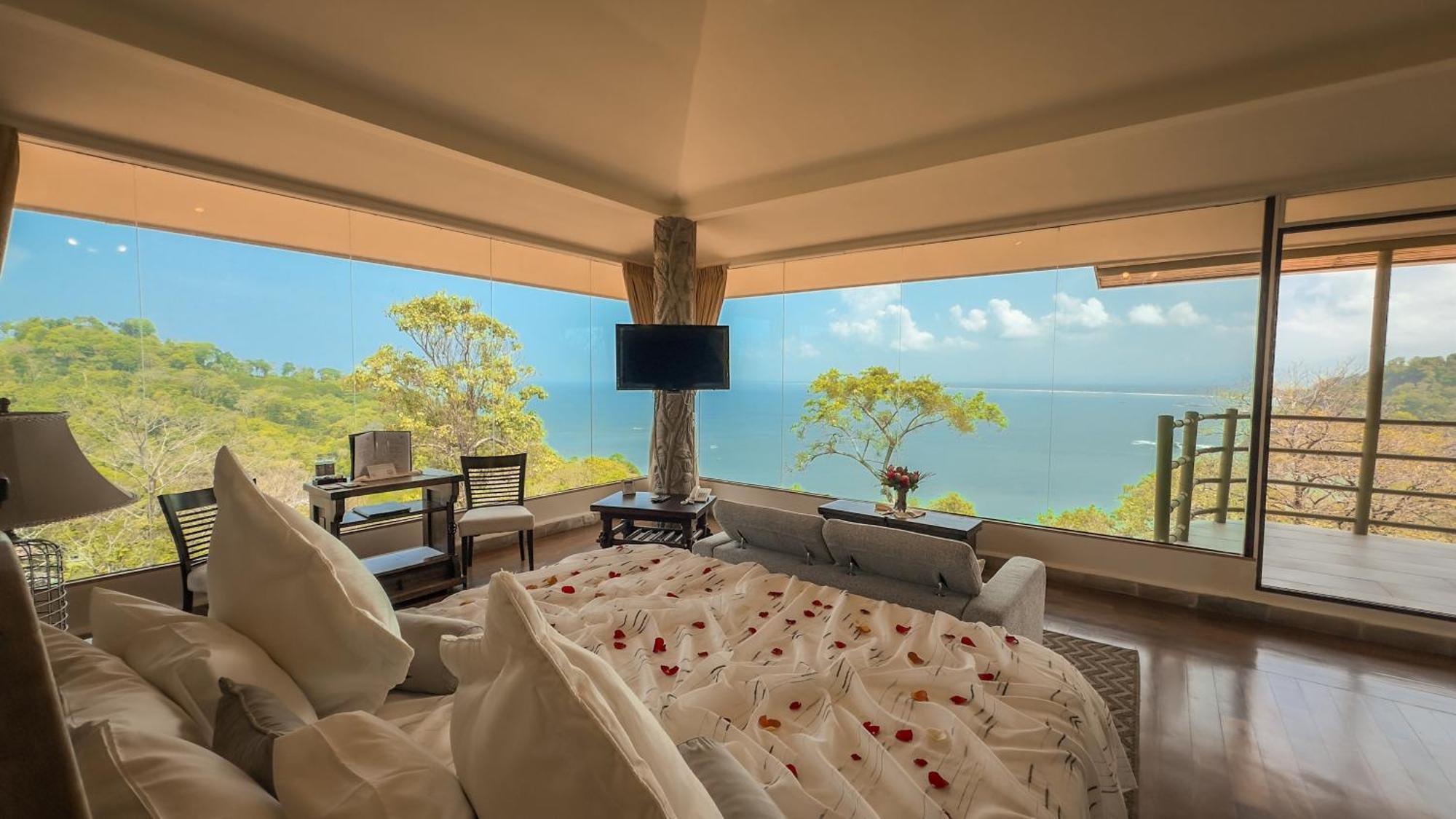 Issimo Suites (Adults Only) Manuel Antonio Luaran gambar