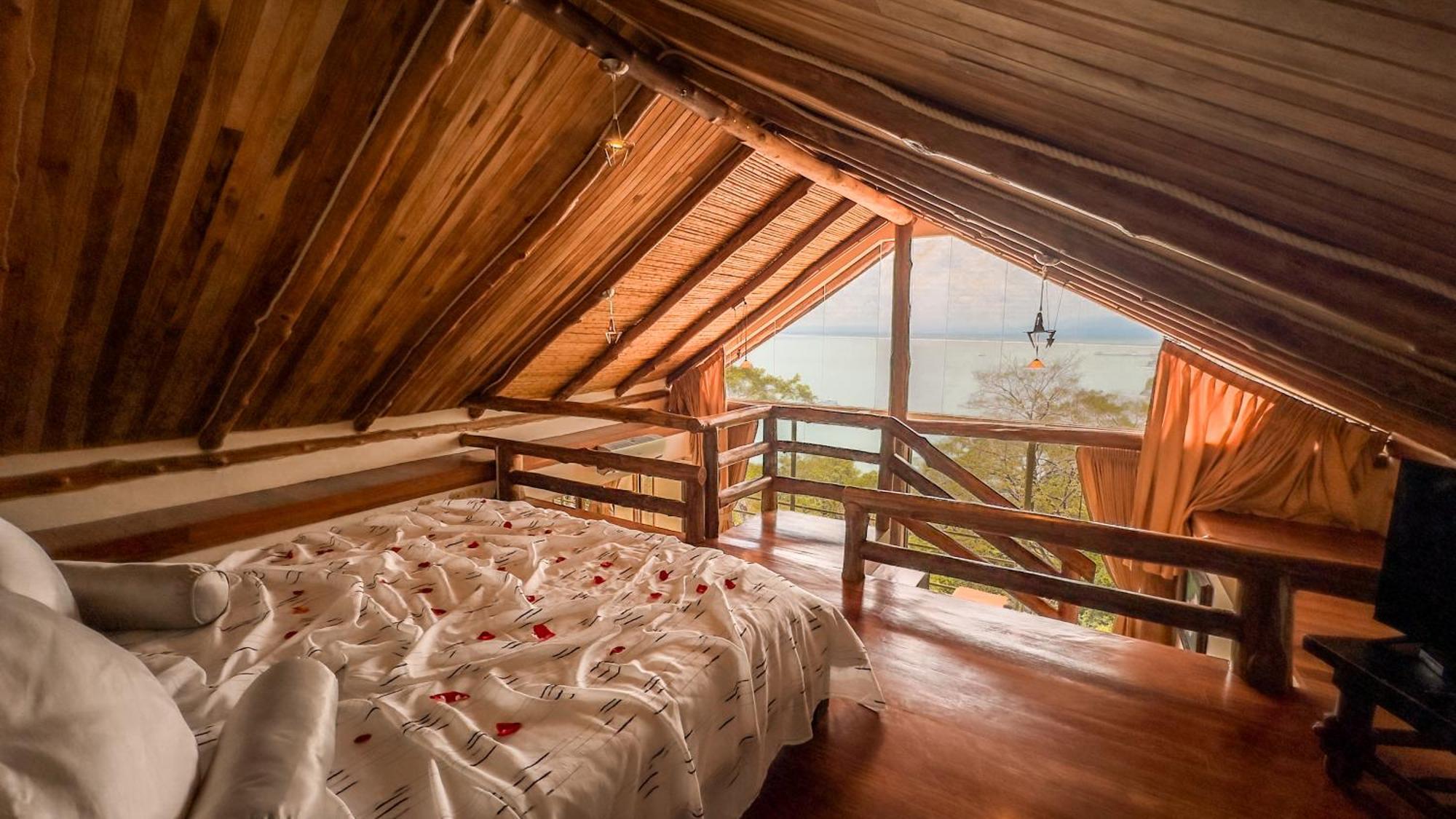Issimo Suites (Adults Only) Manuel Antonio Luaran gambar