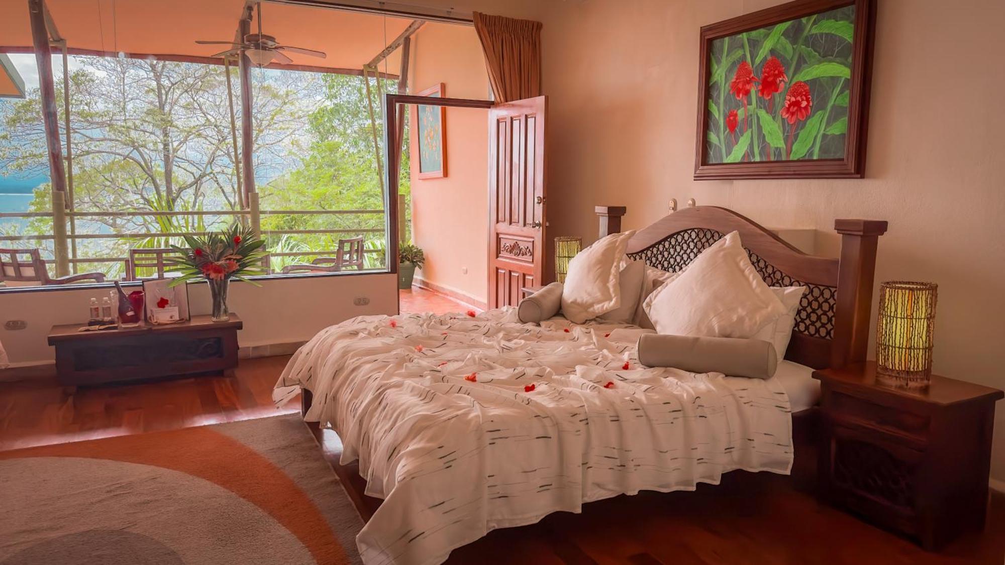Issimo Suites (Adults Only) Manuel Antonio Luaran gambar