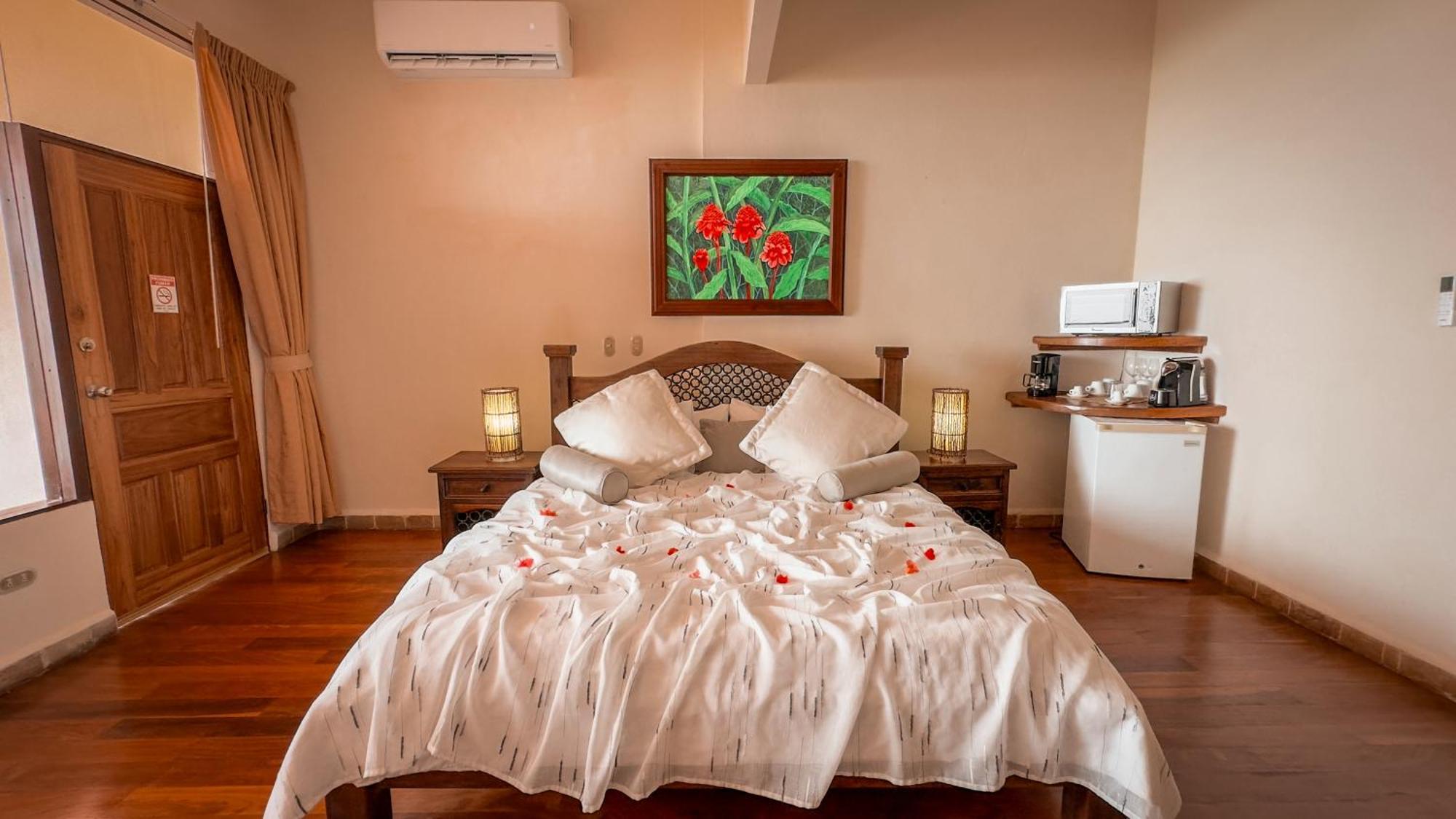 Issimo Suites (Adults Only) Manuel Antonio Luaran gambar