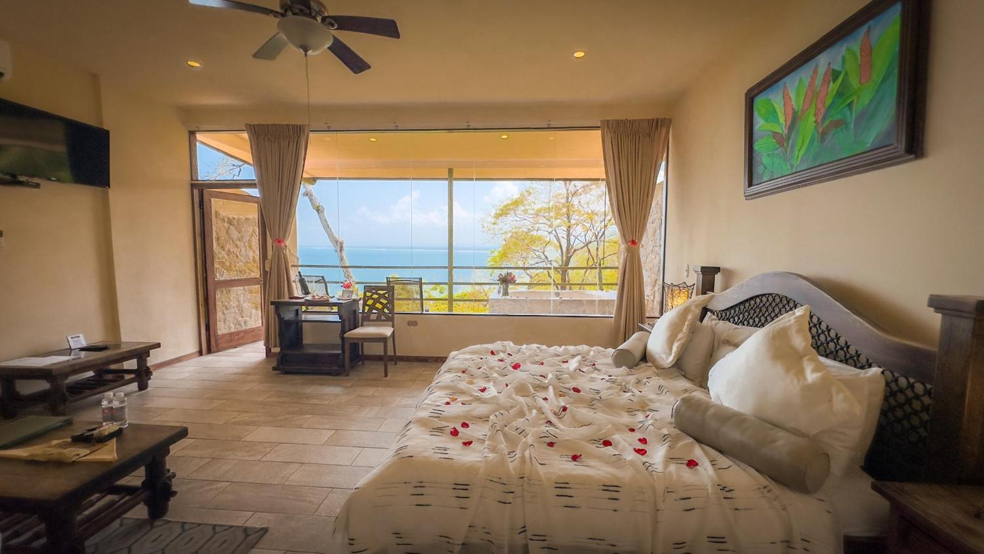 Issimo Suites (Adults Only) Manuel Antonio Luaran gambar