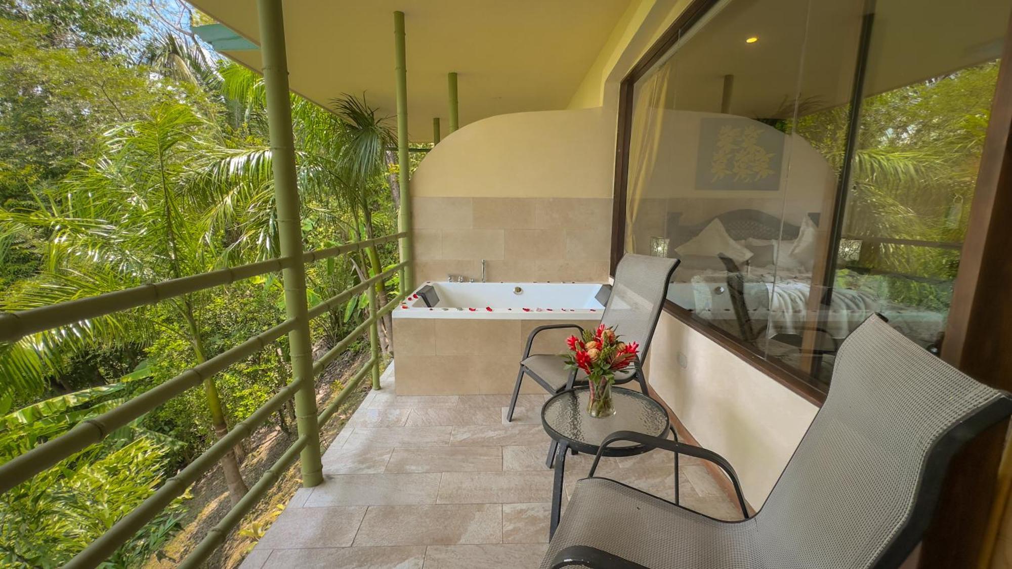Issimo Suites (Adults Only) Manuel Antonio Luaran gambar