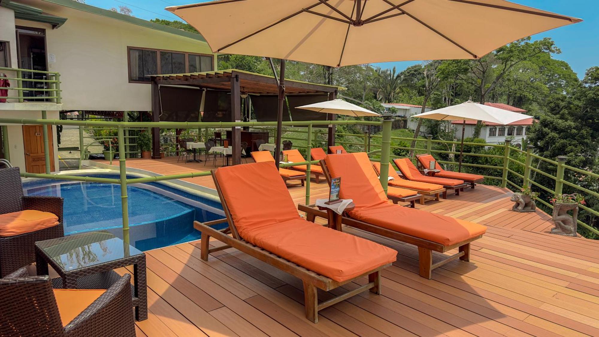Issimo Suites (Adults Only) Manuel Antonio Luaran gambar